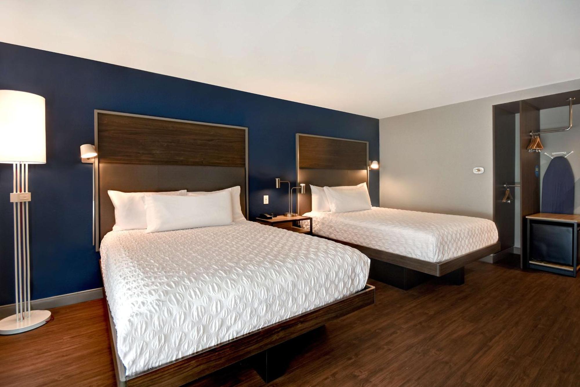Tru By Hilton Concord, Nh Hotell Exteriör bild