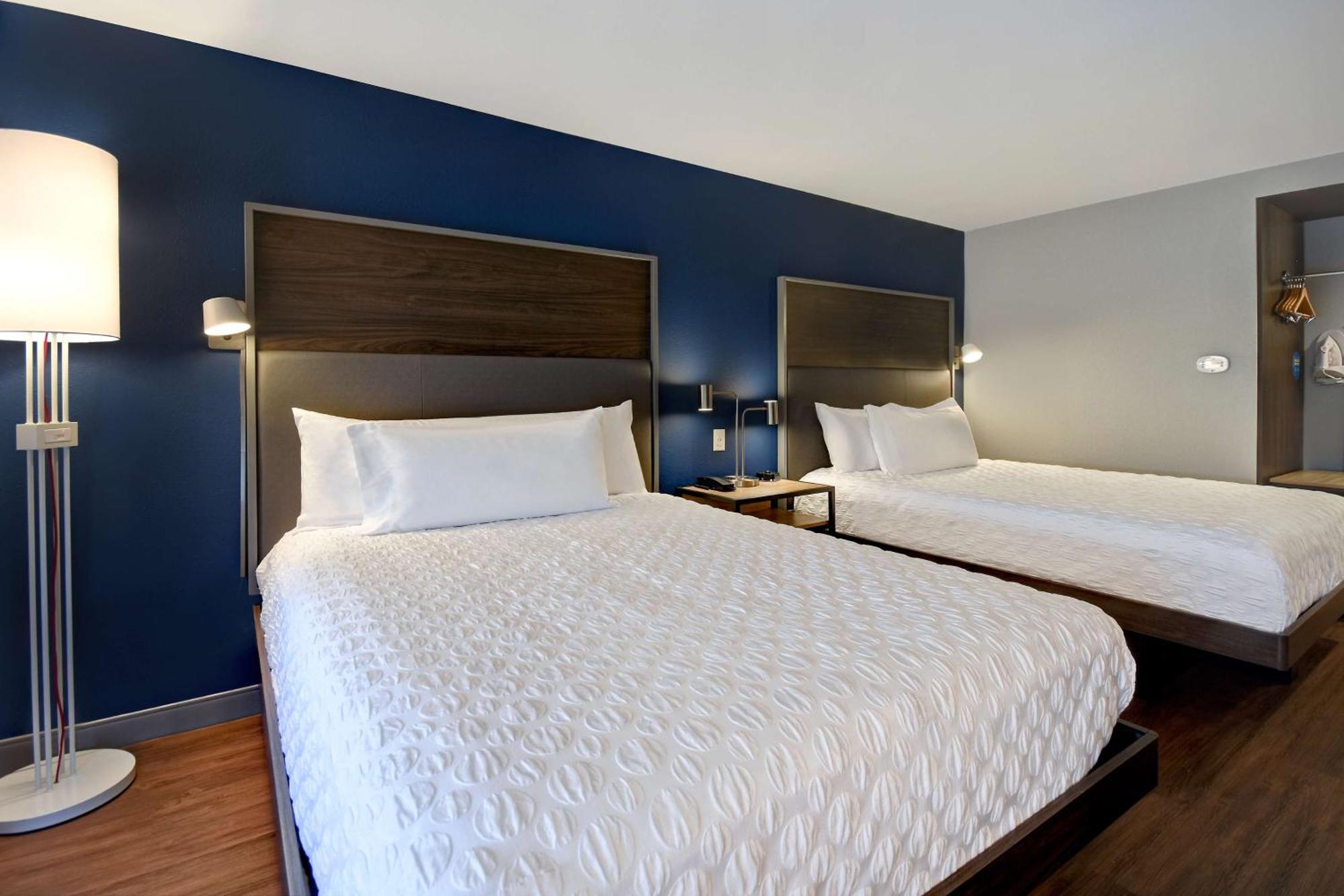 Tru By Hilton Concord, Nh Hotell Exteriör bild